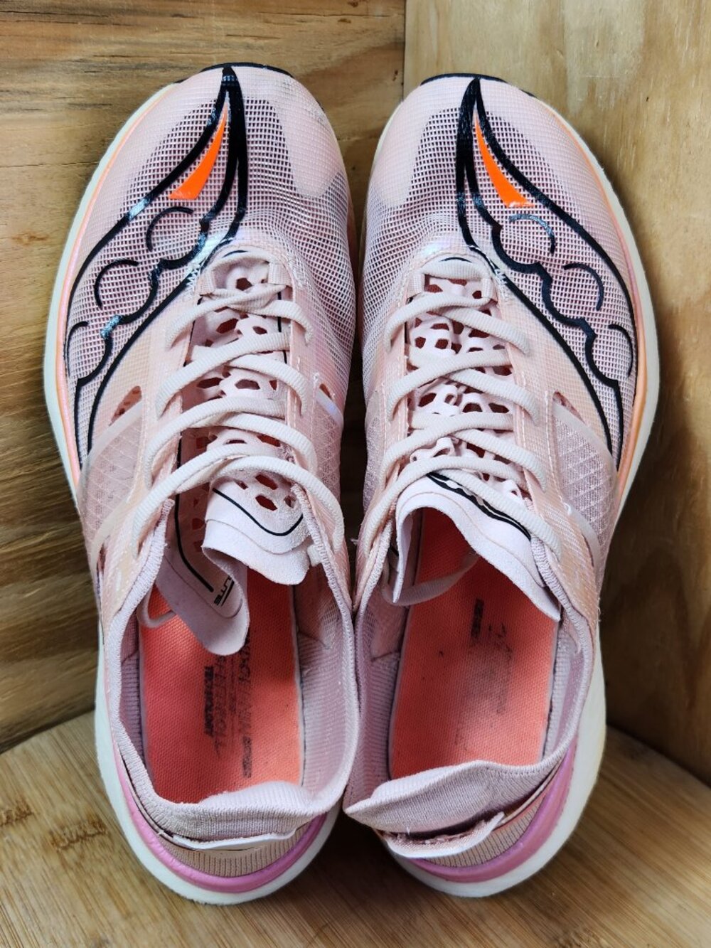 Saucony Endorphin Elite Womens Running Shoes Sneakers Size 10 - Picture 8 of 13
